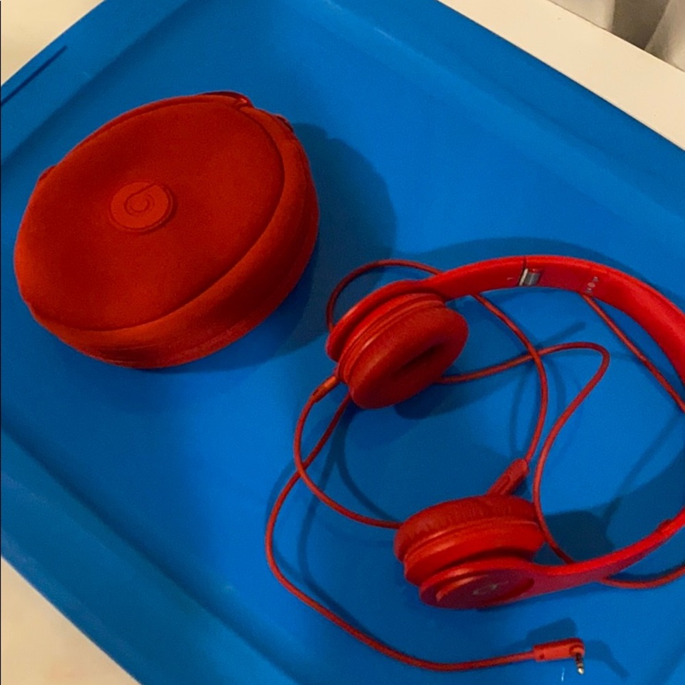 red beats with wire